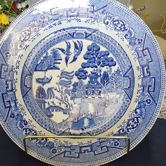Vintage Blue Willow Plate - Picture 1 of 3